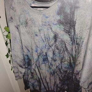 Women's Long Sleeve Top - Abstract Design